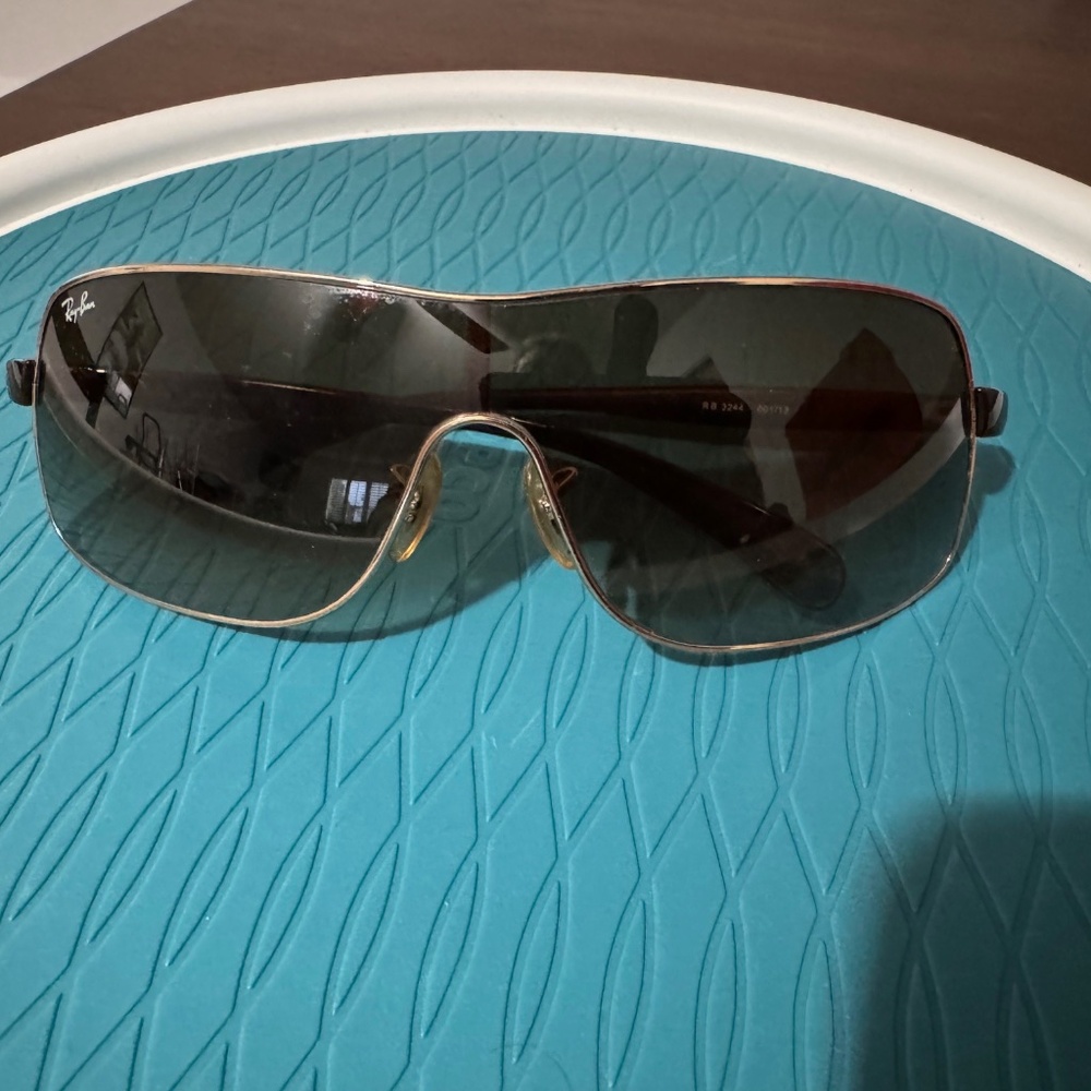 Vintage Ray-ban Aviator sunglasses (unisex)